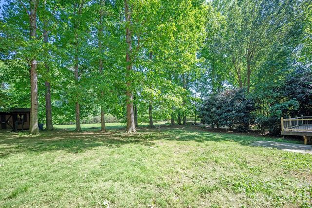 8149 Shannon Woods Lane, Matthews, NC 28104