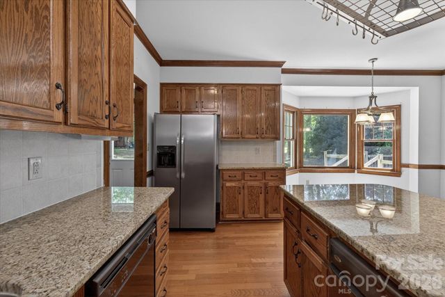 8149 Shannon Woods Lane, Matthews, NC 28104