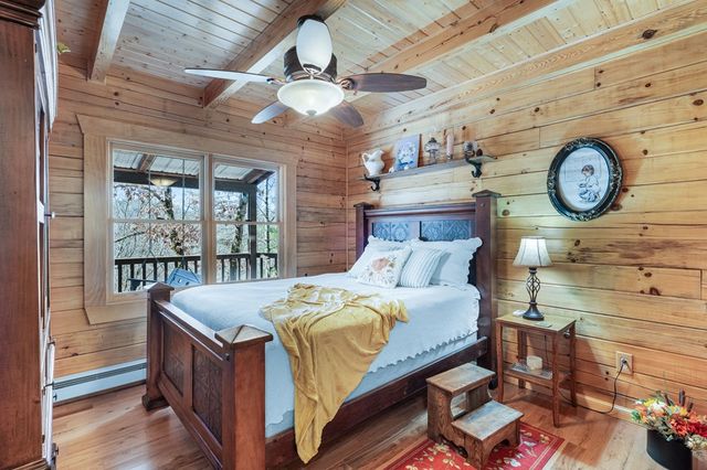 488 Smith Road, Brasstown, NC 28902