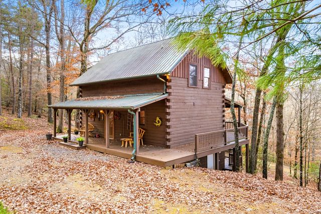 488 Smith Road, Brasstown, NC 28902