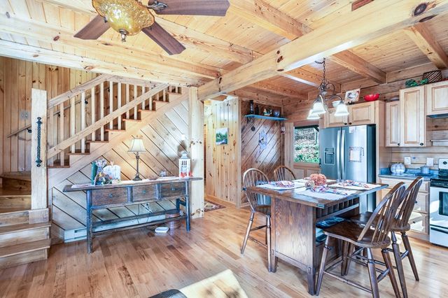 488 Smith Road, Brasstown, NC 28902