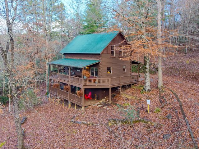 488 Smith Road, Brasstown, NC 28902