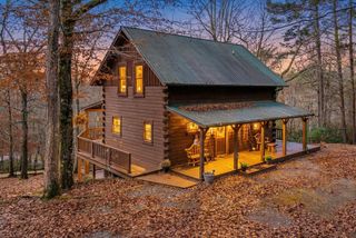 488 Smith Road, Brasstown, NC 28902