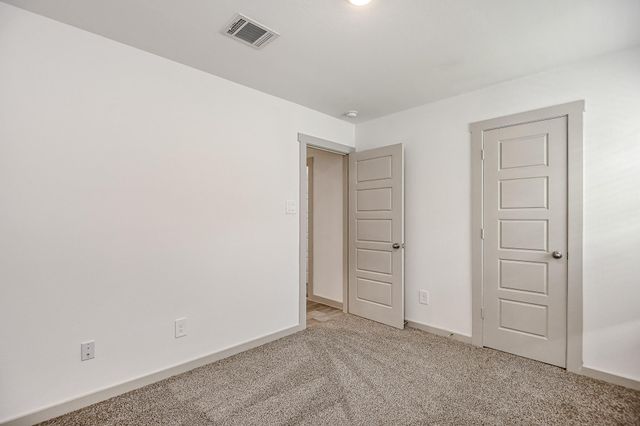 525 Hunter Grove Lane, China, TX 77613