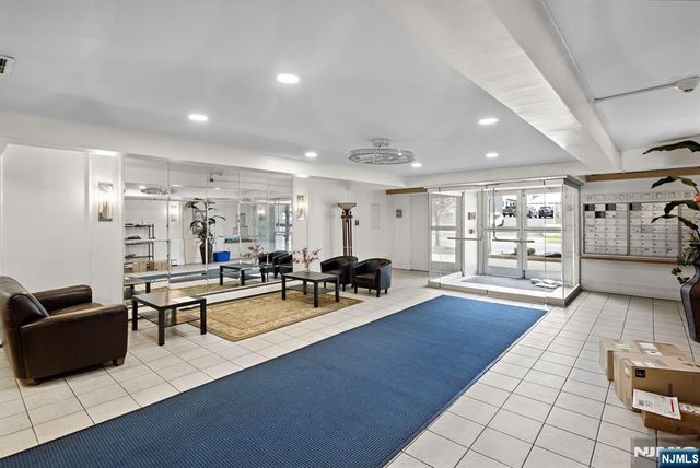 333 Grand Avenue 1I, Palisades Park, NJ 07650