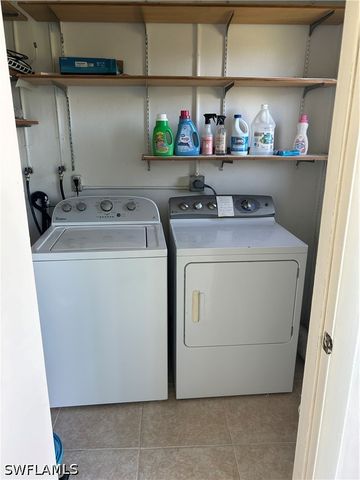 633 Palm View DR 4, Naples, FL 34110