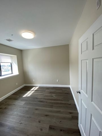 191 North Common Street 305, Lynn, MA 01905