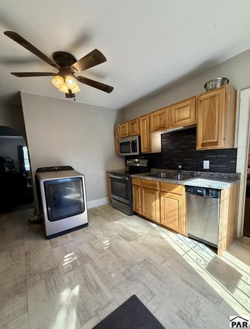 1430 Spruce St, Pueblo, CO 81004