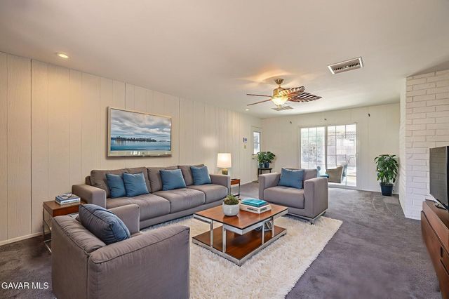 44916 W 18th Street Street, Lancaster, CA 93534