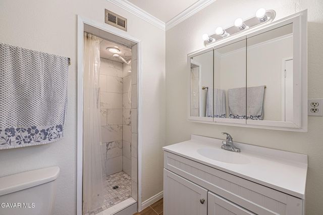 44916 W 18th Street Street, Lancaster, CA 93534