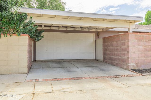 44916 W 18th Street Street, Lancaster, CA 93534