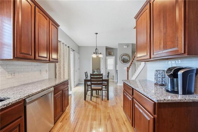 1191 SW Arbormill Terrace, Lee's Summit, MO 64082