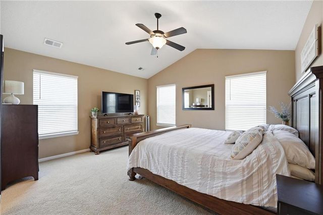 1191 SW Arbormill Terrace, Lee's Summit, MO 64082