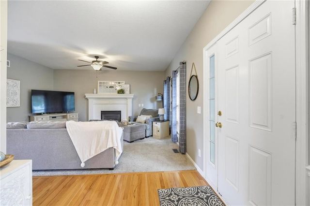 1191 SW Arbormill Terrace, Lee's Summit, MO 64082