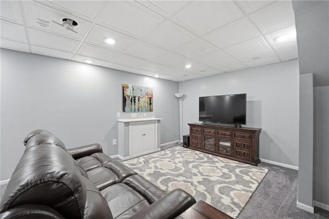 1191 SW Arbormill Terrace, Lee's Summit, MO 64082