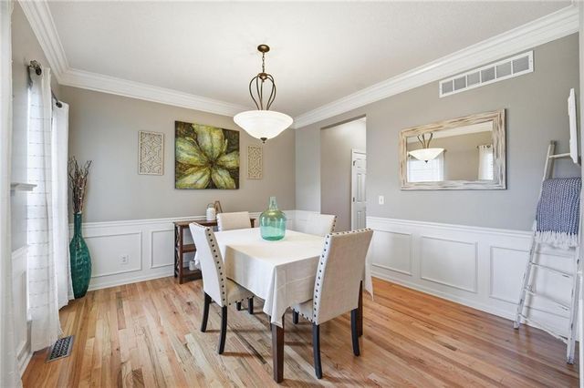 1191 SW Arbormill Terrace, Lee's Summit, MO 64082
