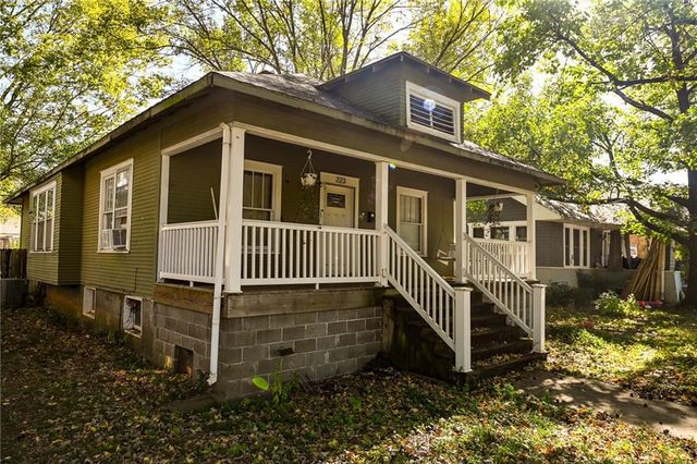 223 N Sergeant Avenue, Joplin, MO 64801