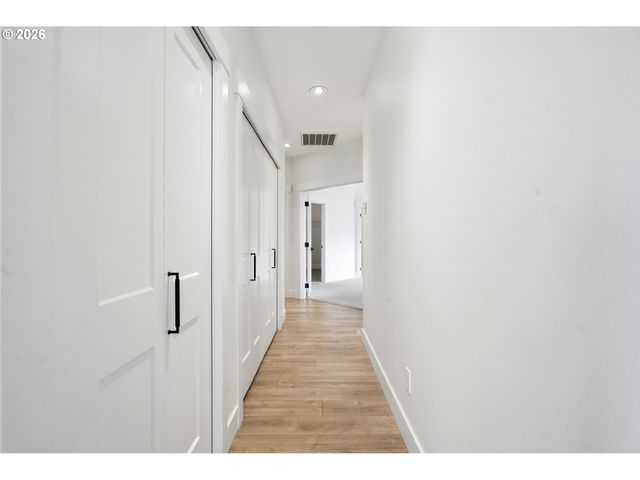 1191 E CAPLES Ct, La Center, WA 98629