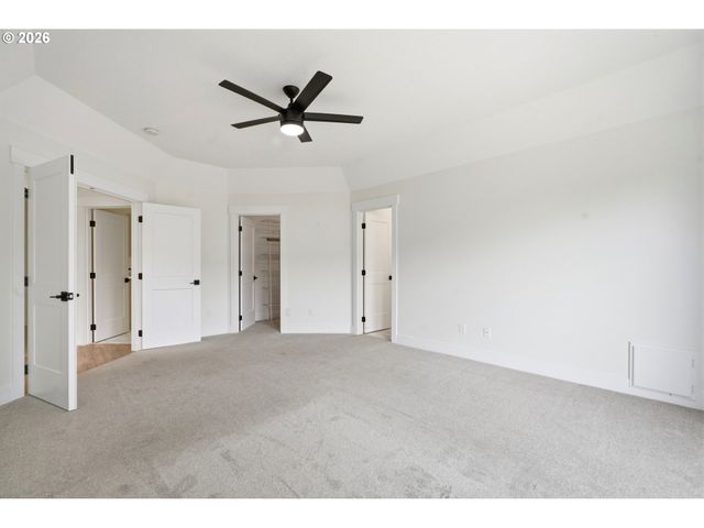 1191 E CAPLES Ct, La Center, WA 98629