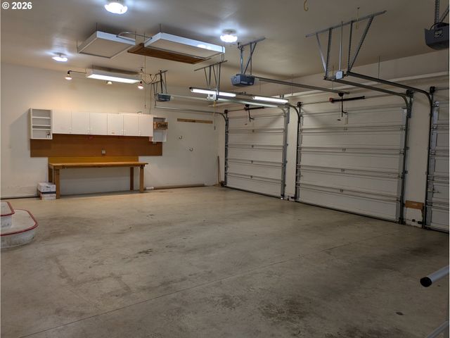 1191 E CAPLES Ct, La Center, WA 98629