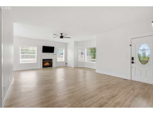 1191 E CAPLES Ct, La Center, WA 98629