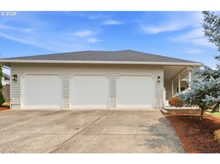 1191 E CAPLES Ct, La Center, WA 98629