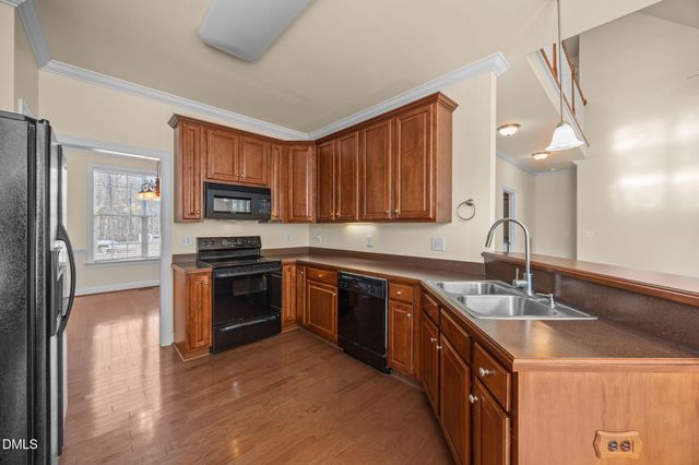 155 Oak Leaf Trail, Youngsville, NC 27596