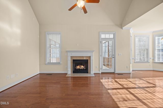 155 Oak Leaf Trail, Youngsville, NC 27596