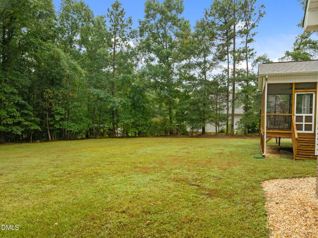 155 Oak Leaf Trail, Youngsville, NC 27596