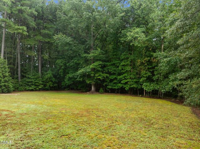 155 Oak Leaf Trail, Youngsville, NC 27596