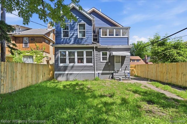 693 Calvert Street, Detroit, MI 48202