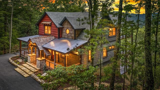 363 Griffith Parkway, Blue Ridge, GA 30513