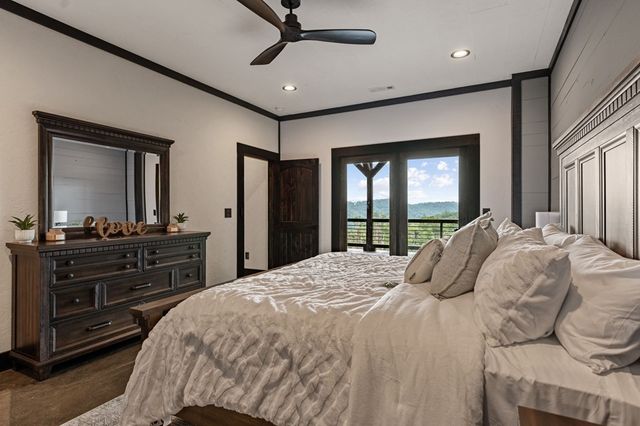 363 Griffith Parkway, Blue Ridge, GA 30513