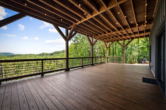 363 Griffith Parkway, Blue Ridge, GA 30513