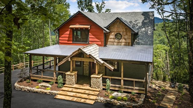 363 Griffith Parkway, Blue Ridge, GA 30513