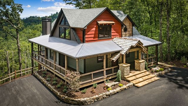 363 Griffith Parkway, Blue Ridge, GA 30513