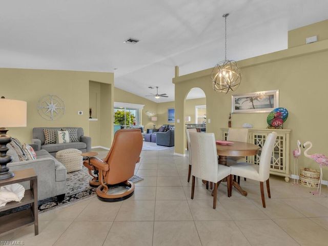 7631 Cameron CIR, Fort Myers, FL 33912