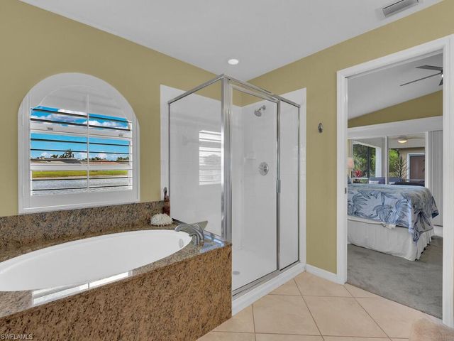 7631 Cameron CIR, Fort Myers, FL 33912