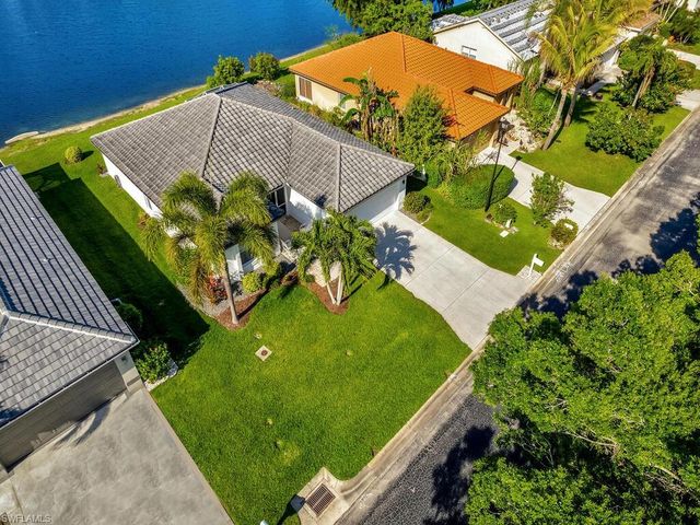 7631 Cameron CIR, Fort Myers, FL 33912