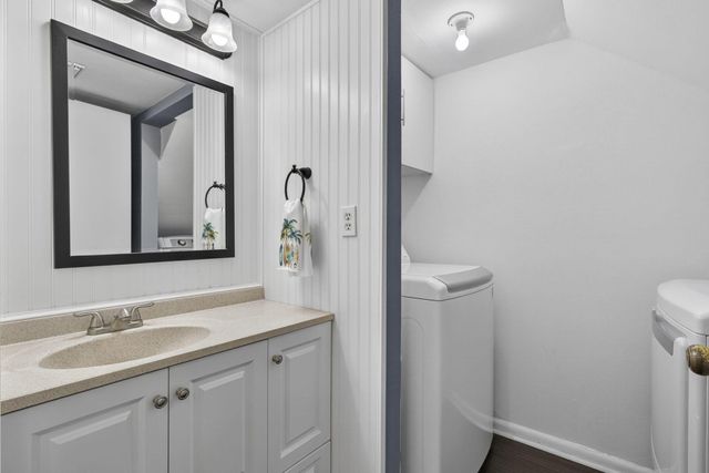 326 Sandtree Drive, Palm Beach Gardens, FL 33403