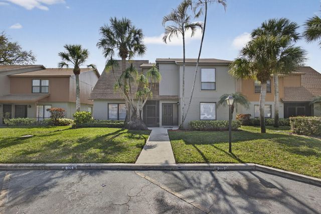 326 Sandtree Drive, Palm Beach Gardens, FL 33403