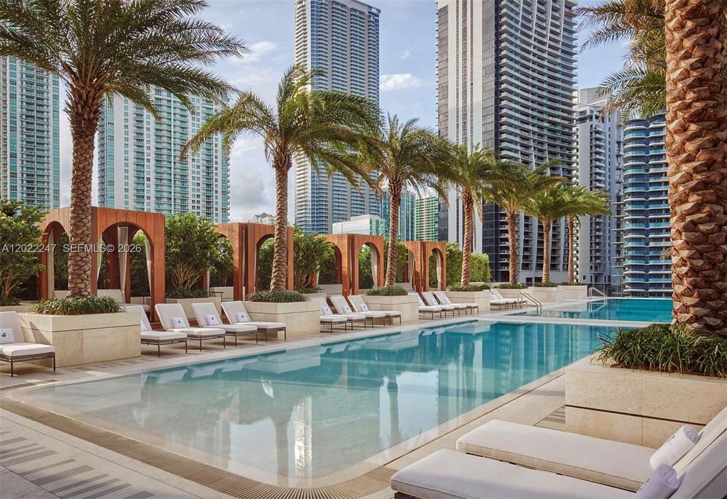 801 S Miami Ave 1709, Miami, FL 33130