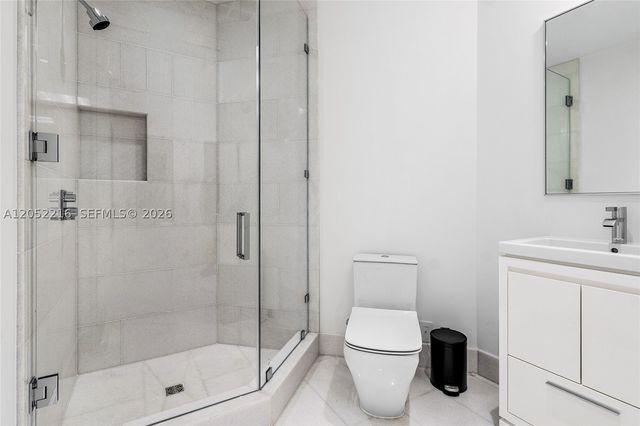 17975 Collins Ave N-3502, Sunny Isles Beach, FL 33160