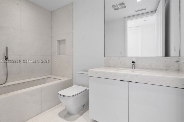 17975 Collins Ave N-3502, Sunny Isles Beach, FL 33160