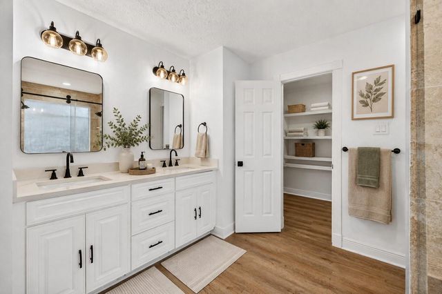 4619 Breckenridge Drive, Houston, TX 77066