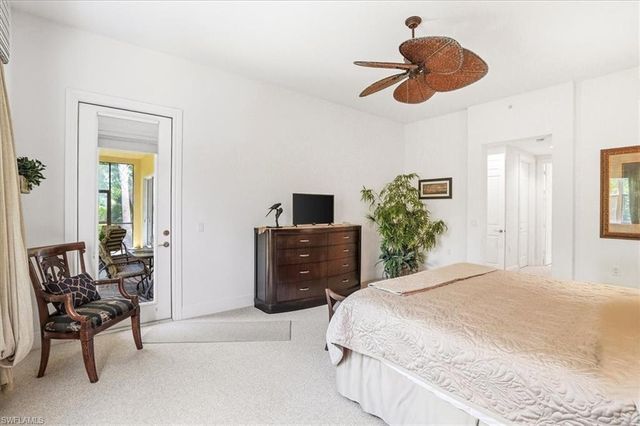 3730 Montreux LN 104, Naples, FL 34114