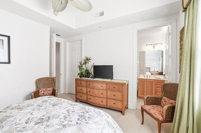 3730 Montreux LN 104, Naples, FL 34114