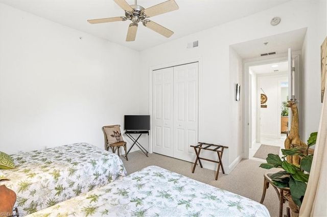 3730 Montreux LN 104, Naples, FL 34114