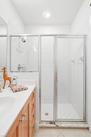 3730 Montreux LN 104, Naples, FL 34114