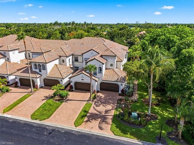 3730 Montreux LN 104, Naples, FL 34114